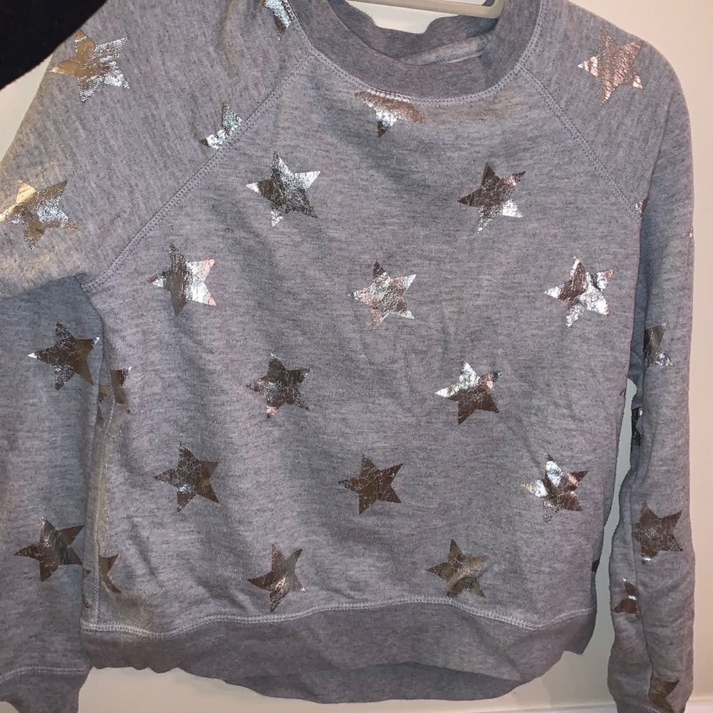 Metallic star crew neck